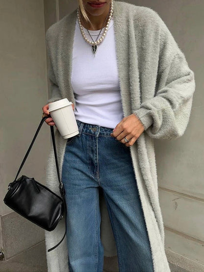 Classic Vintage Cardigan with a Flattering Fit