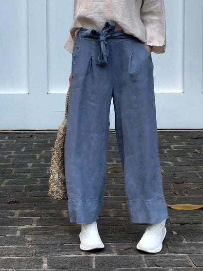 Well Tailored Trousers with a Graceful Silhouette