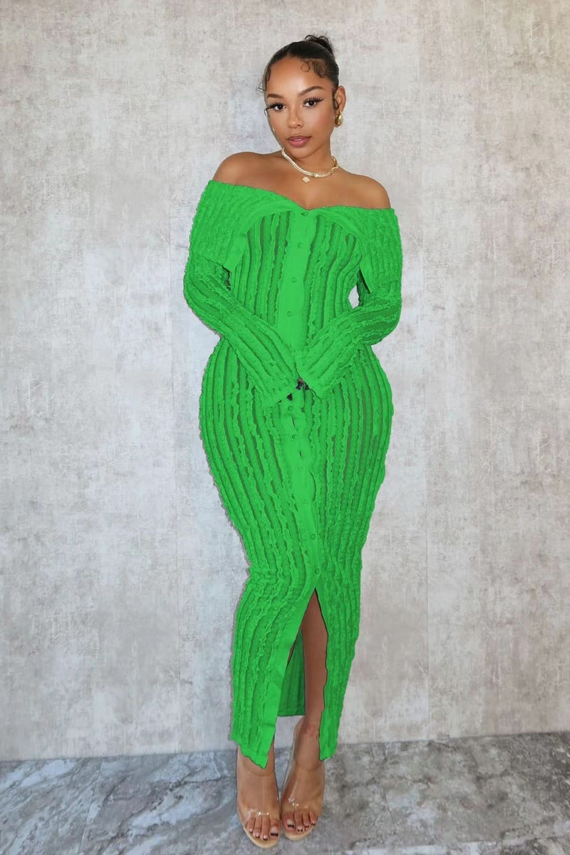 Beautifully Crafted Dress in a Classic Style