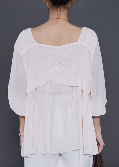 Classic Vintage Blouse with a Flattering Fit
