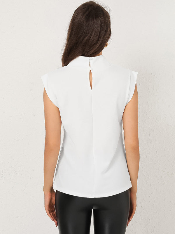Well Tailored T-Shirt with a Graceful Silhouette