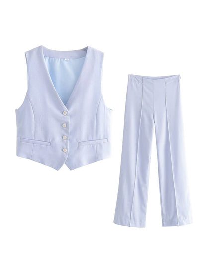 Sophisticated Pants with a Clean Classic Look