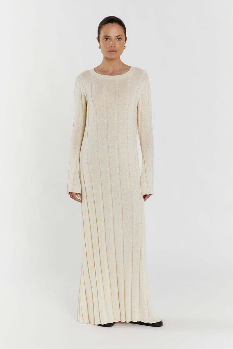 Beautifully Finished Sweater in a Timeless Design