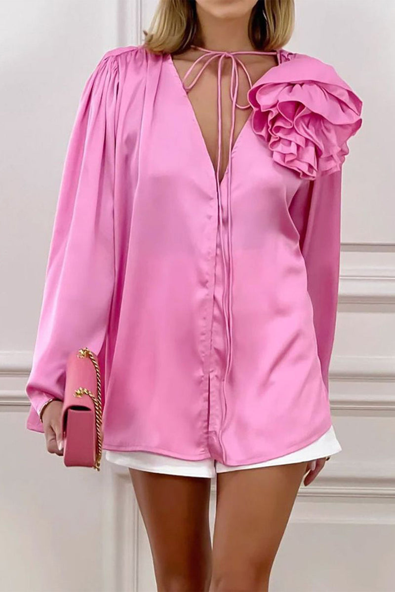 Sophisticated Blouse with a Clean Classic Look