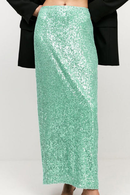 Classic Vintage Garment with a Flattering Fit