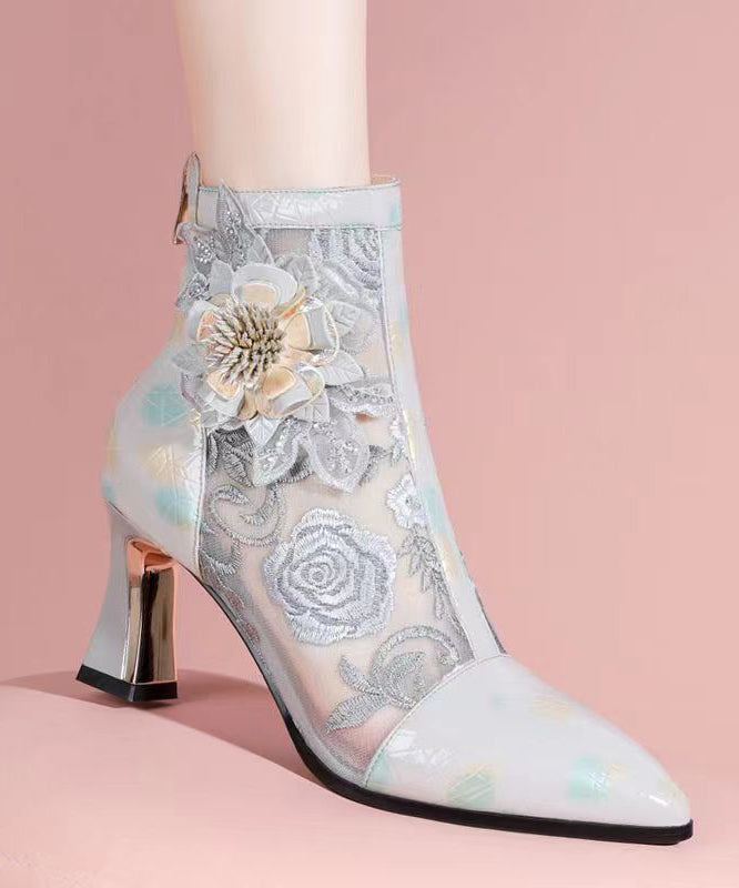 Elegantly Styled Boots for Everyday Wear