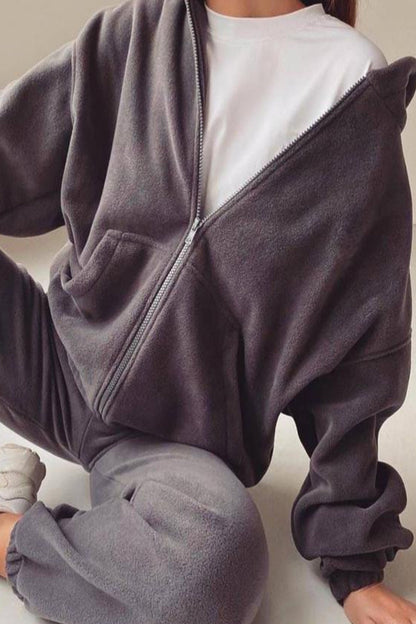 Beautifully Finished Garment in a Timeless Design