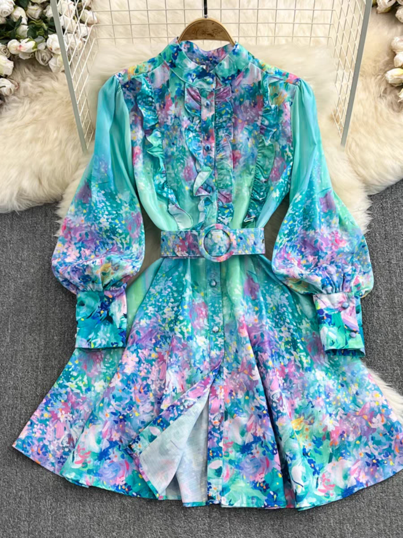 Beautifully Crafted Dress in a Classic Style