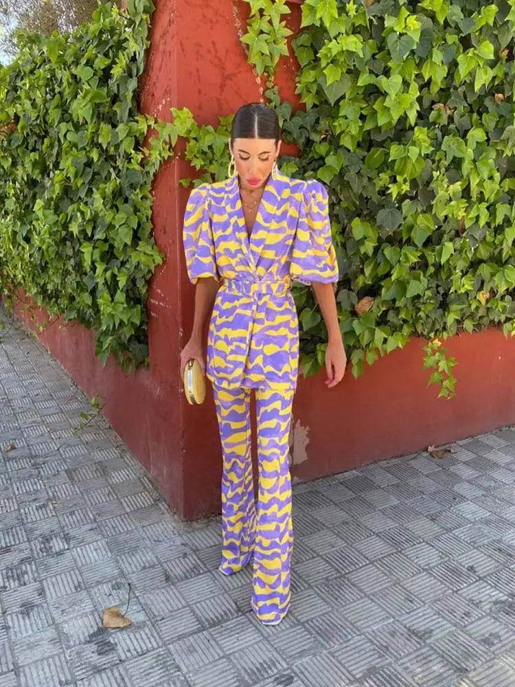 Well Tailored Garment with a Graceful Silhouette
