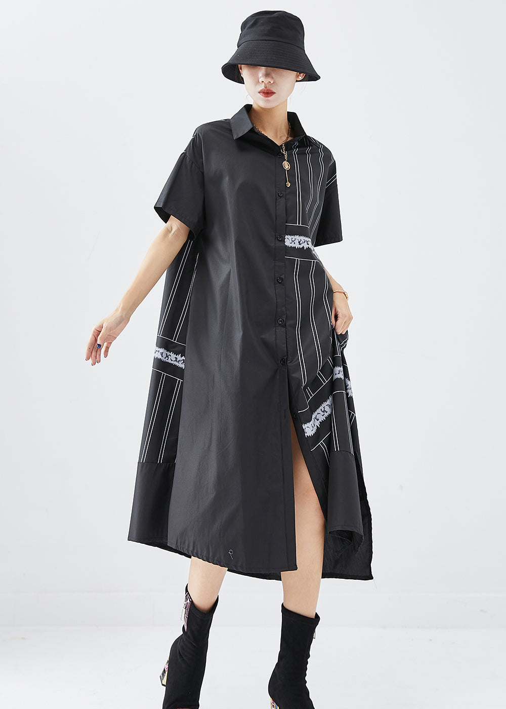 Gracefully Styled Dress for Any Occasion