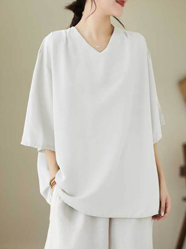 A Vintage Style T-Shirt with Delicate Timeless Details