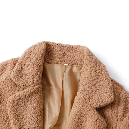 Classic Vintage & Enduringly Stylish Coat