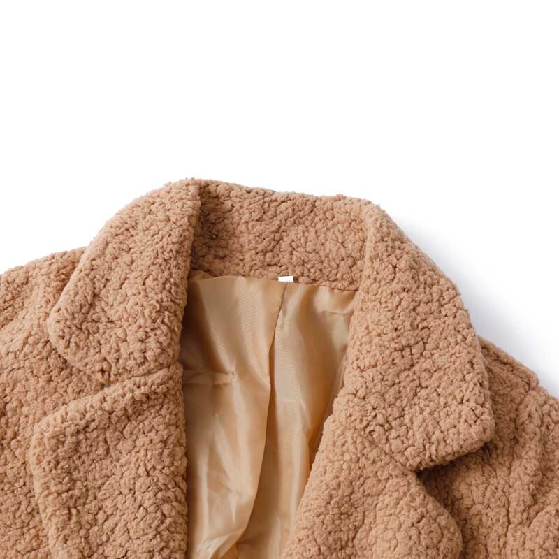 Classic Vintage & Enduringly Stylish Coat