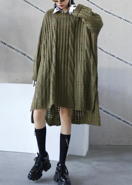 Beautifully Finished Sweater in a Timeless Design