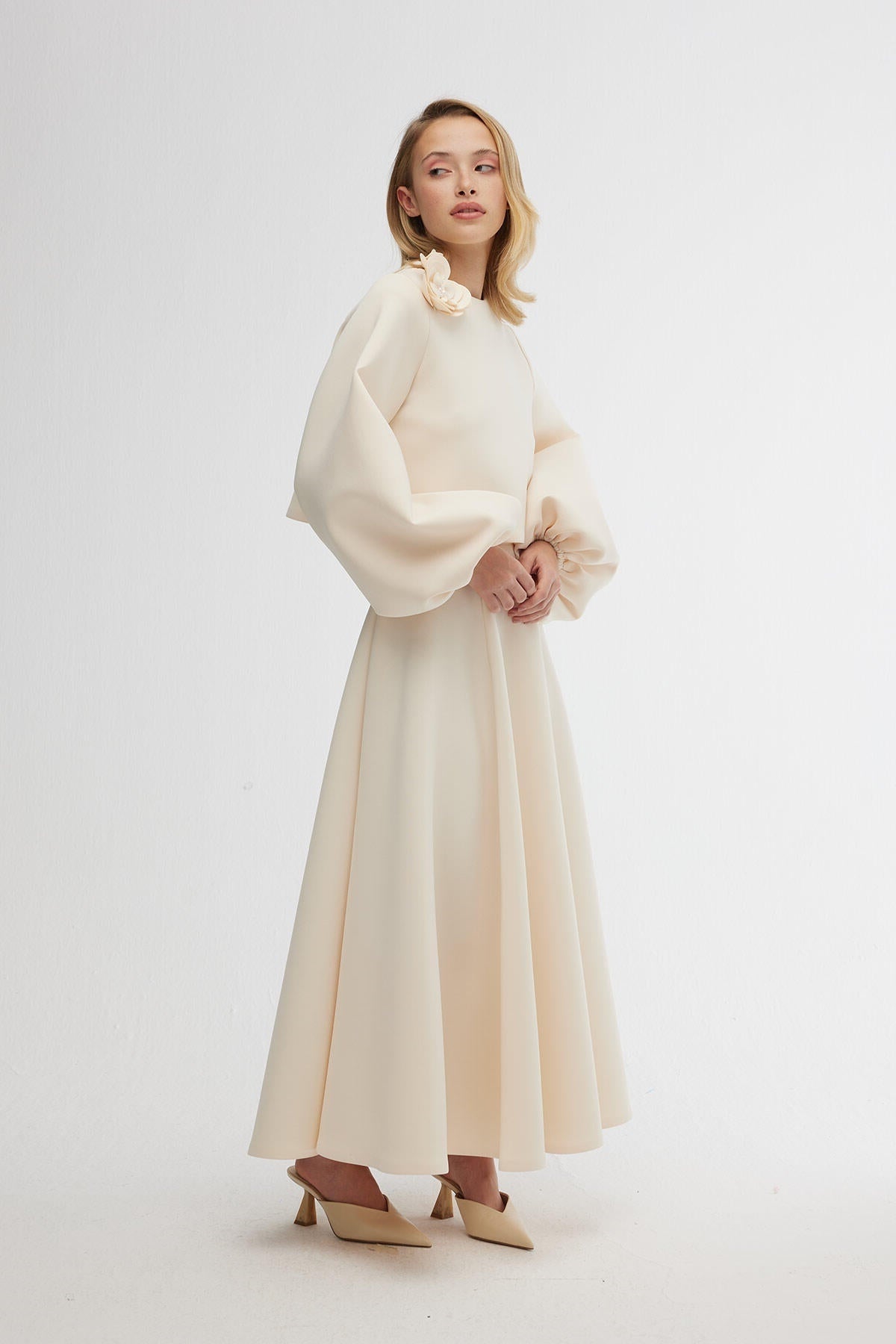 Gracefully Styled Garment for Any Occasion