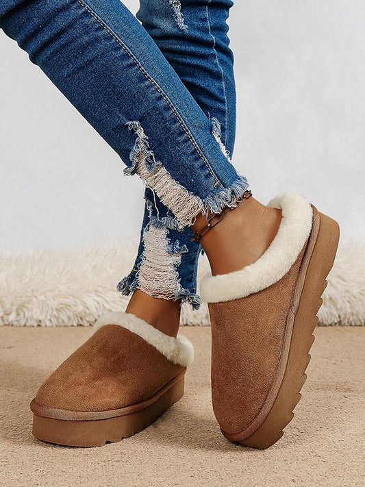 Beautifully Finished Boots in a Timeless Design