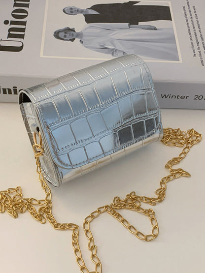 A Vintage Style Bag with Delicate Timeless Details