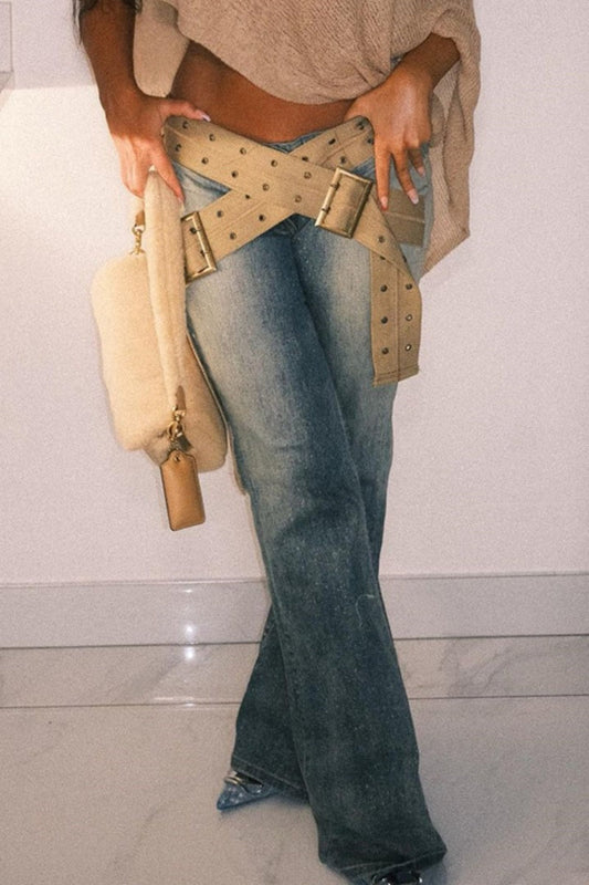 Sophisticated Garment with a Clean Classic Look