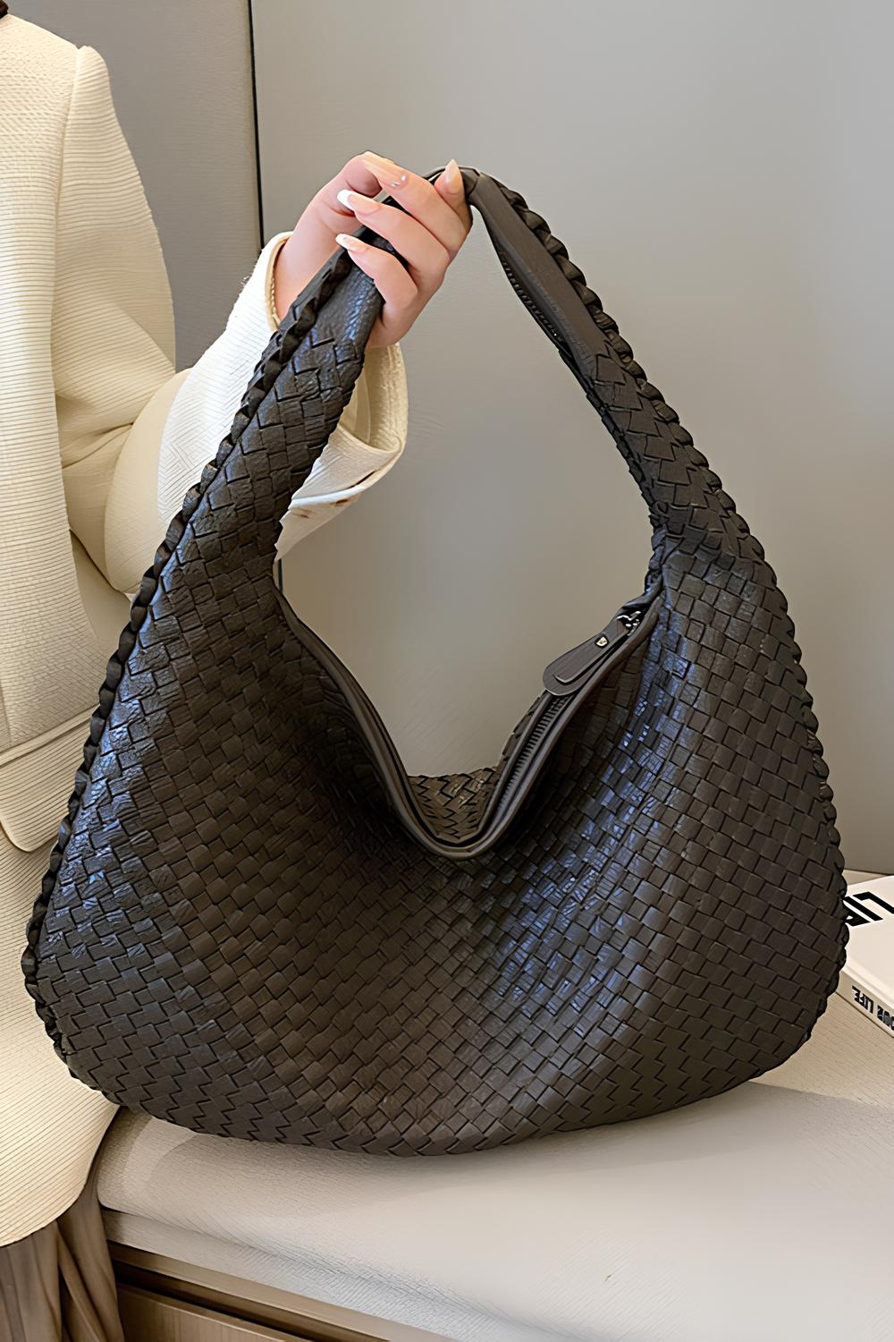 Beautifully Crafted Bag in a Classic Style