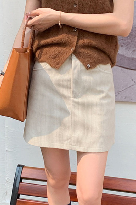 Effortlessly Elegant Garment with a Timeless Design