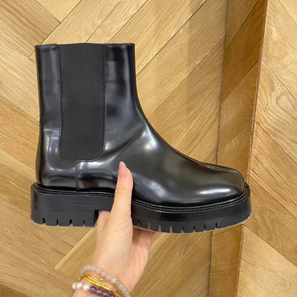Elegantly Styled Boots for Everyday Wear