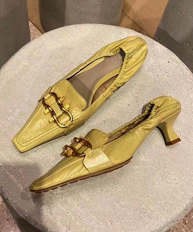 Well Tailored Heels with a Graceful Silhouette