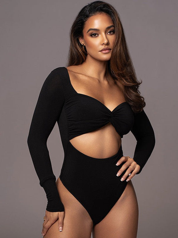 Gracefully Styled Garment for Any Occasion
