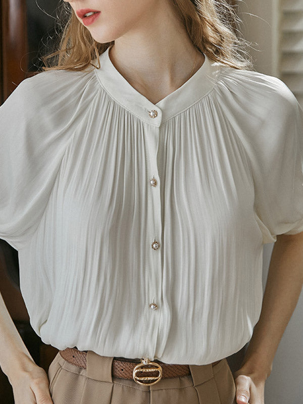 Beautifully Crafted Blouse in a Classic Style