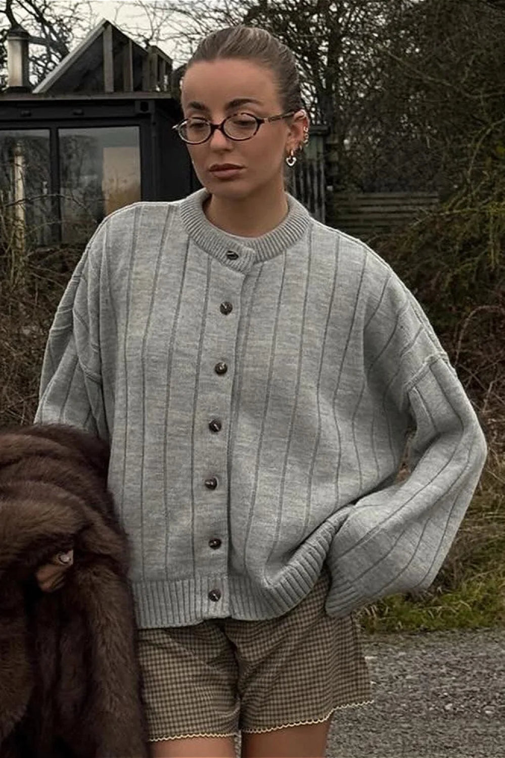 Gracefully Styled Cardigan for Any Occasion