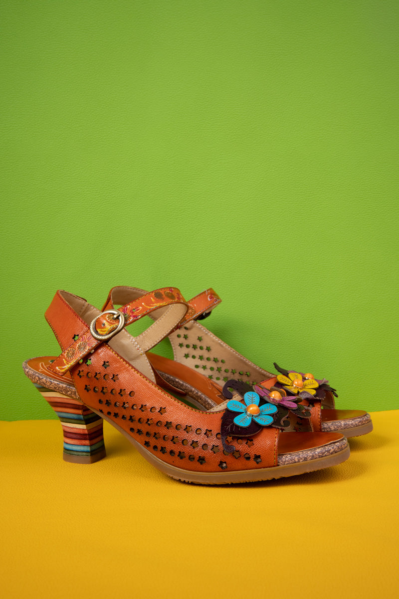 Gracefully Styled Garment for Any Occasion