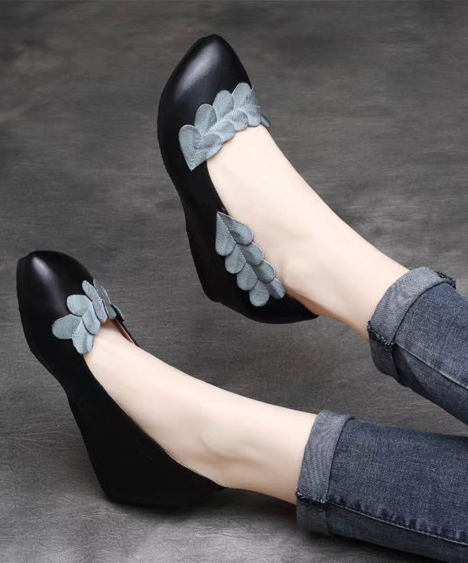 Classic Vintage Heels with a Flattering Fit
