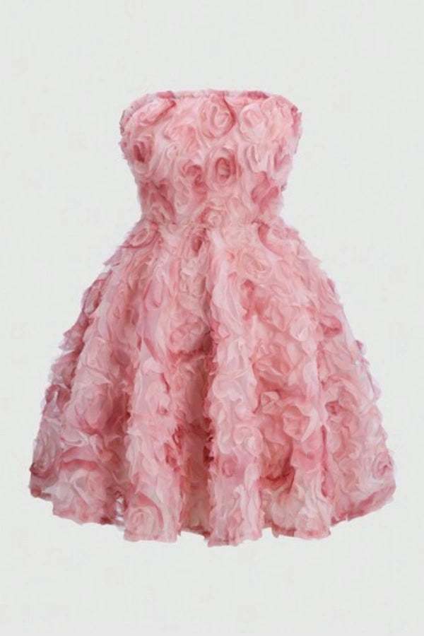 Well Tailored Garment with a Graceful Silhouette