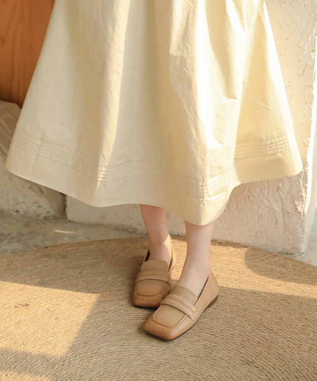 Classic Vintage Shoes with a Flattering Fit