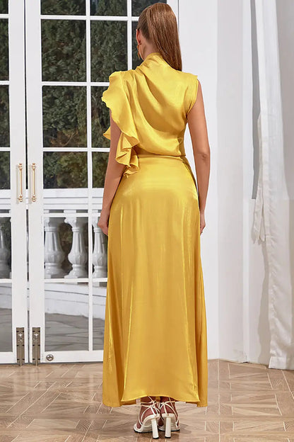 Well Tailored Dress with a Graceful Silhouette