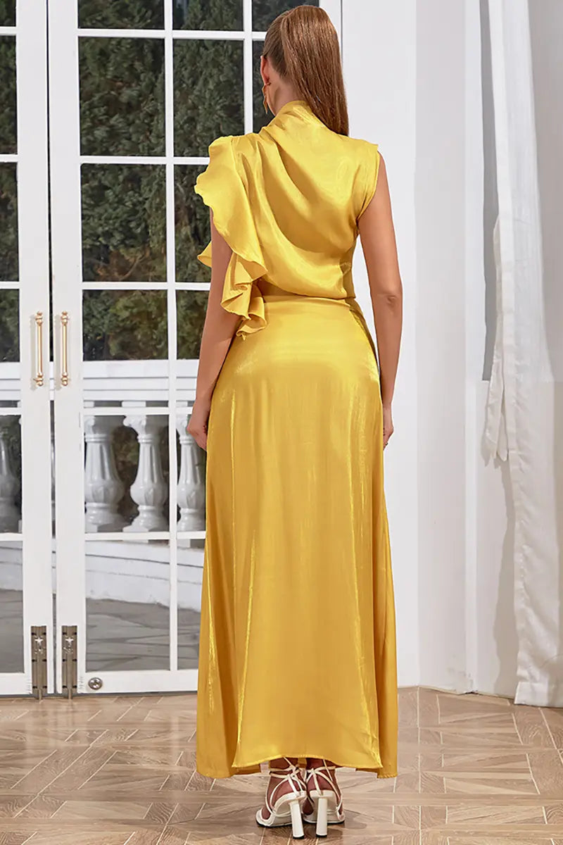 Well Tailored Dress with a Graceful Silhouette
