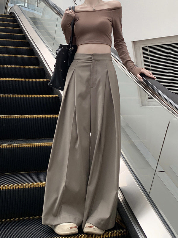 Elegantly Styled Pants for Everyday Wear