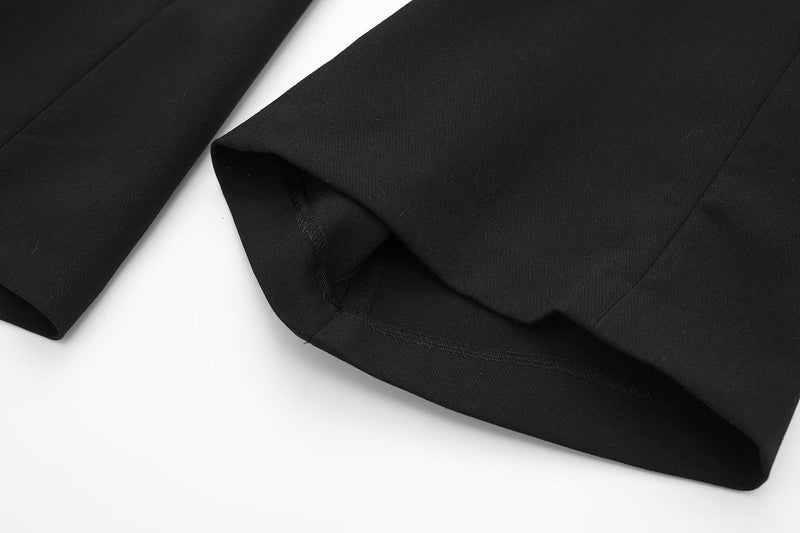 Classic Vintage Pants with a Flattering Fit