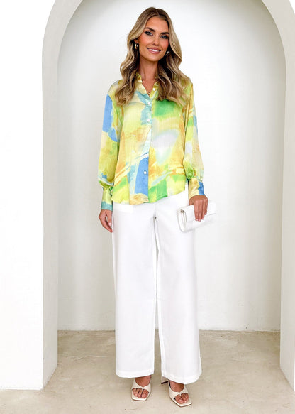 Effortlessly Elegant Shirt with a Timeless Design