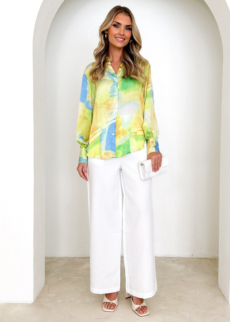 Effortlessly Elegant Shirt with a Timeless Design