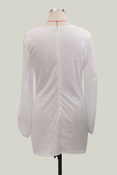 Beautifully Finished Dress in a Timeless Design