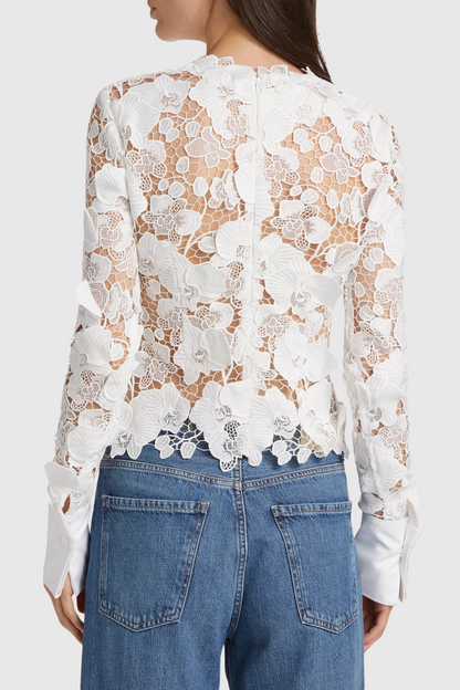 Classic Vintage & Enduringly Stylish Blouse