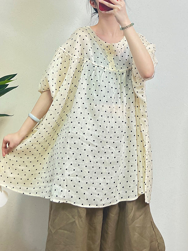 Classic Vintage Blouse with a Flattering Fit