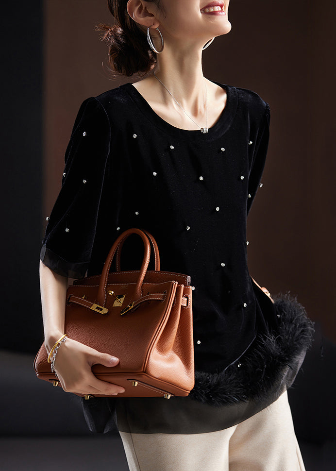 Classic Vintage Shirt with a Flattering Fit