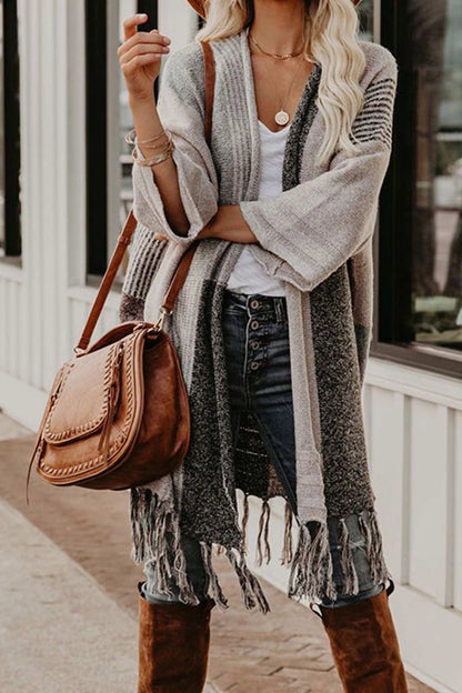 Effortlessly Elegant Cardigan with a Timeless Design
