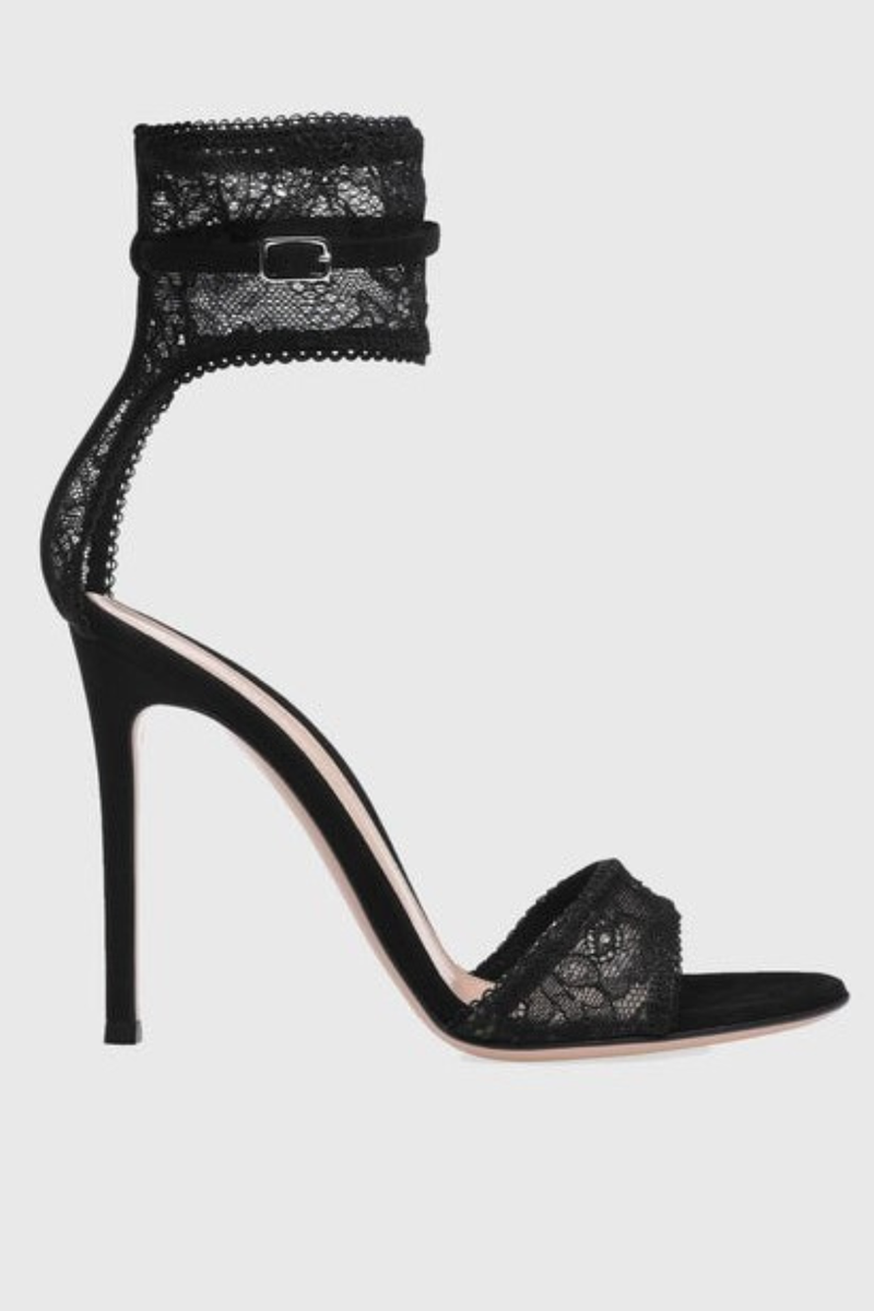 Beautifully Crafted Sandals in a Classic Style
