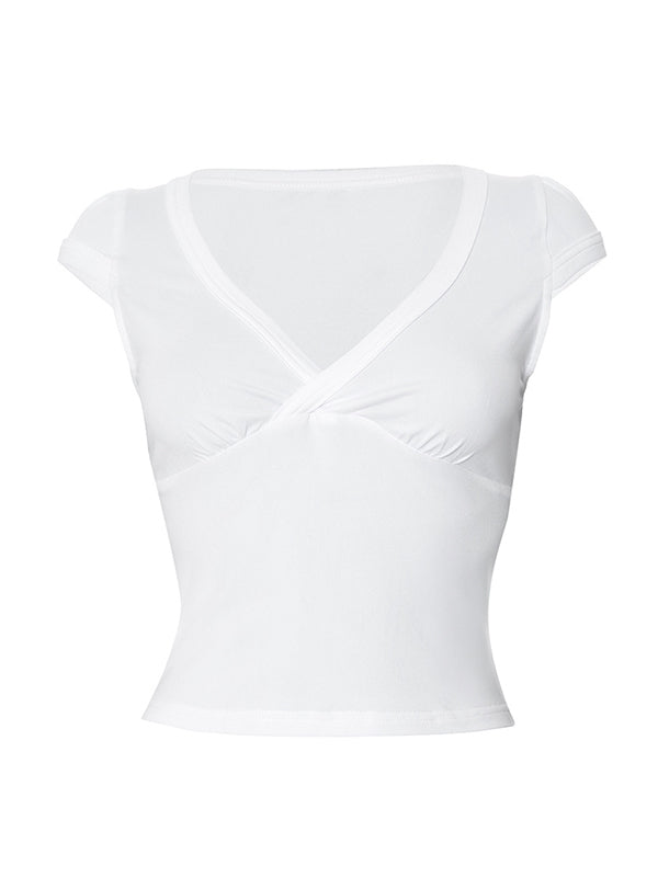 Beautifully Finished Top in a Timeless Design