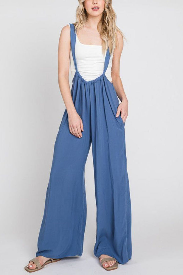 Well Tailored Trousers with a Graceful Silhouette