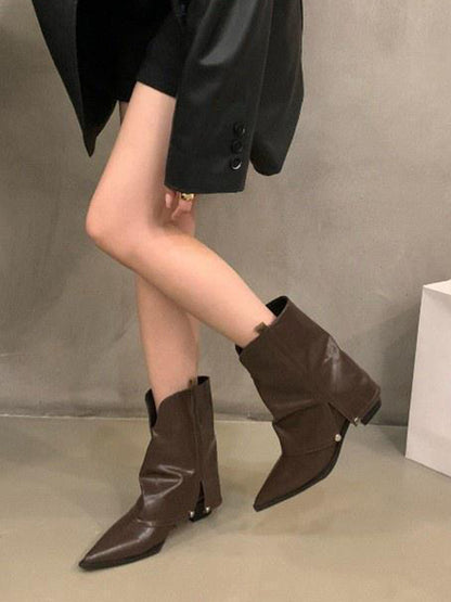 Elegantly Styled Boots for Everyday Wear
