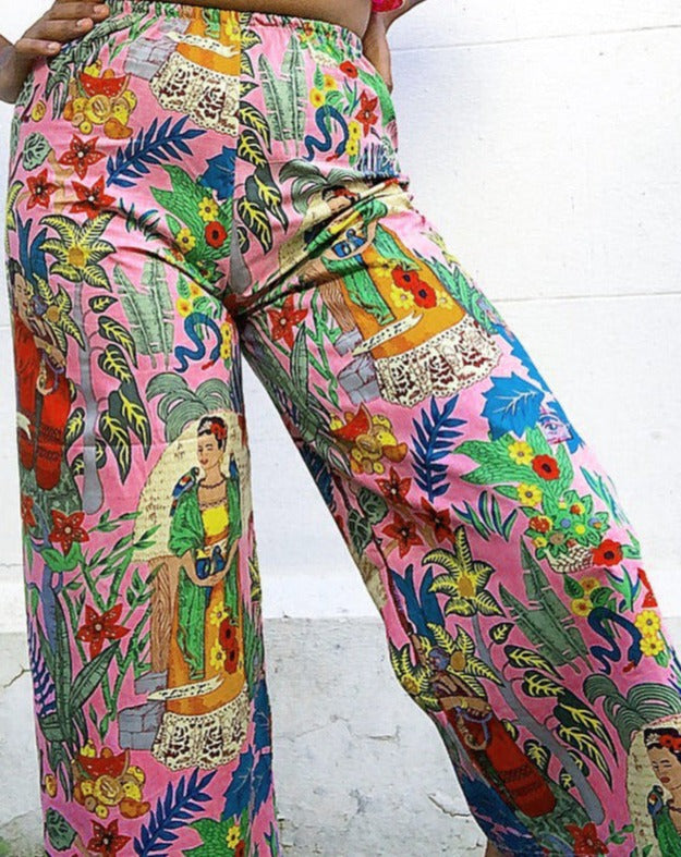 Elegantly Styled Pants for Everyday Wear
