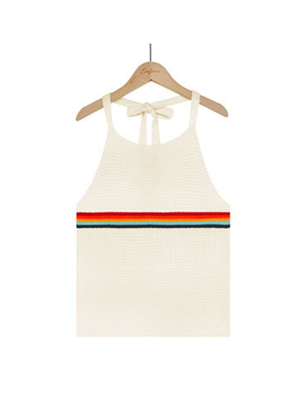 A Vintage Style Top with Delicate Timeless Details